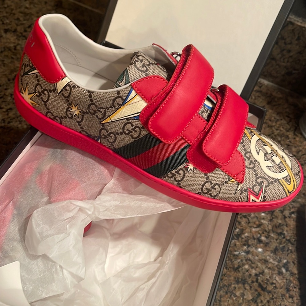 New Gucci sneakers size 36